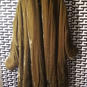 50''/52'' around under arm chest measurements, Velvet Coat